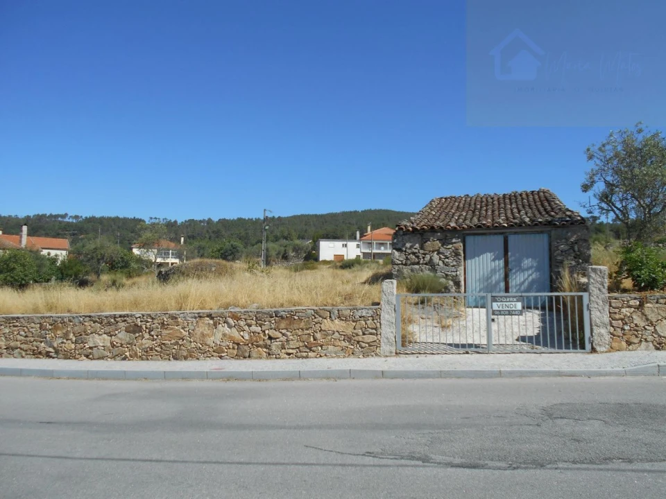 Terreno para Venda em Vila Cova do Covelo/Mareco Foto 2