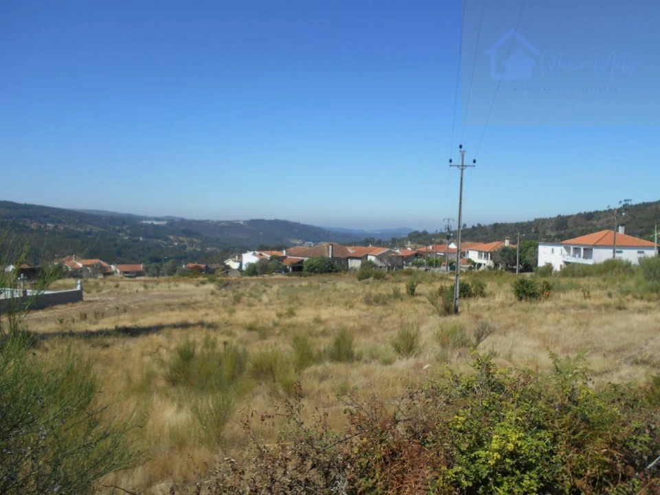 Terreno para Venda em Vila Cova do Covelo/Mareco Foto 3