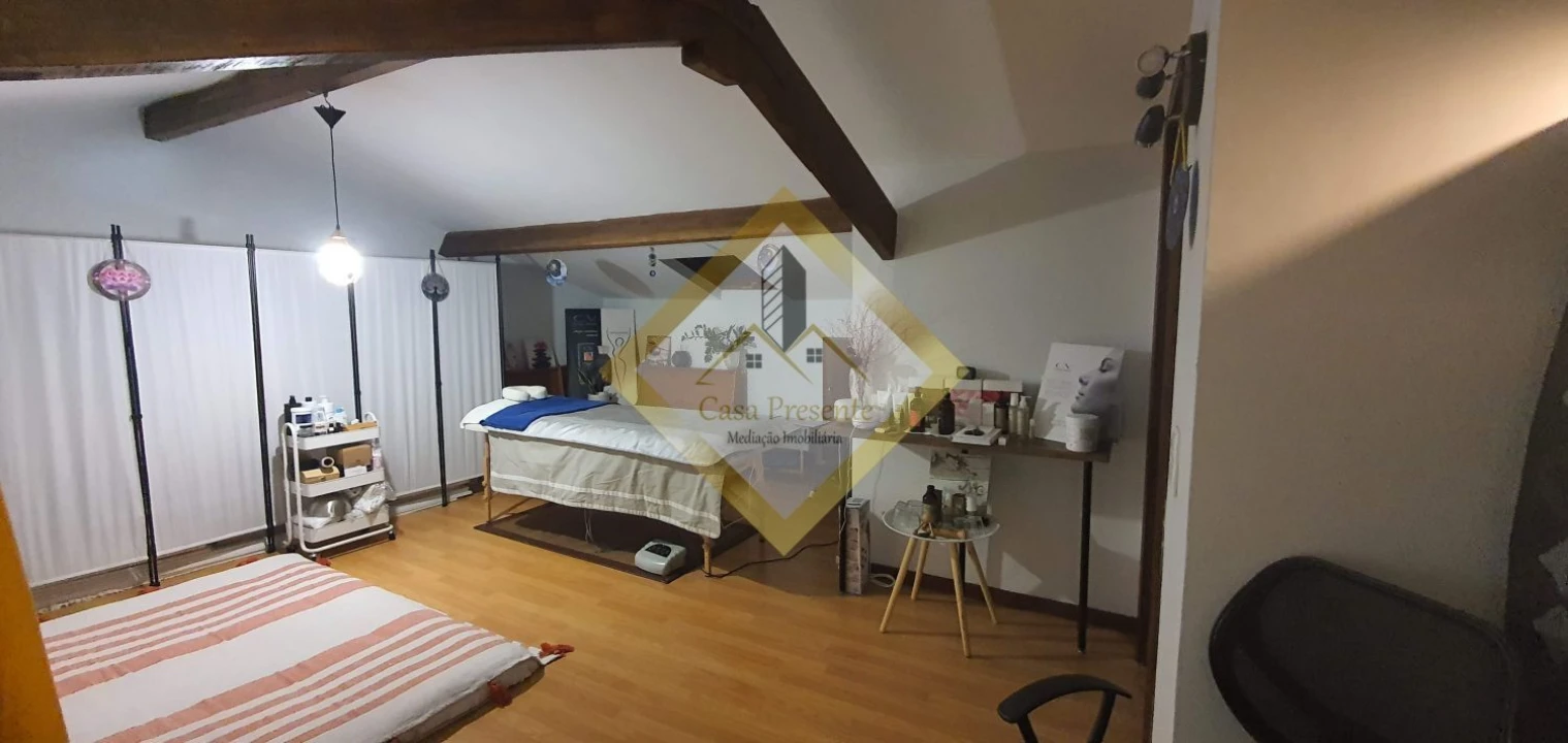 Apartamento T3 para Venda em Pedroso e Seixezelo Foto 4