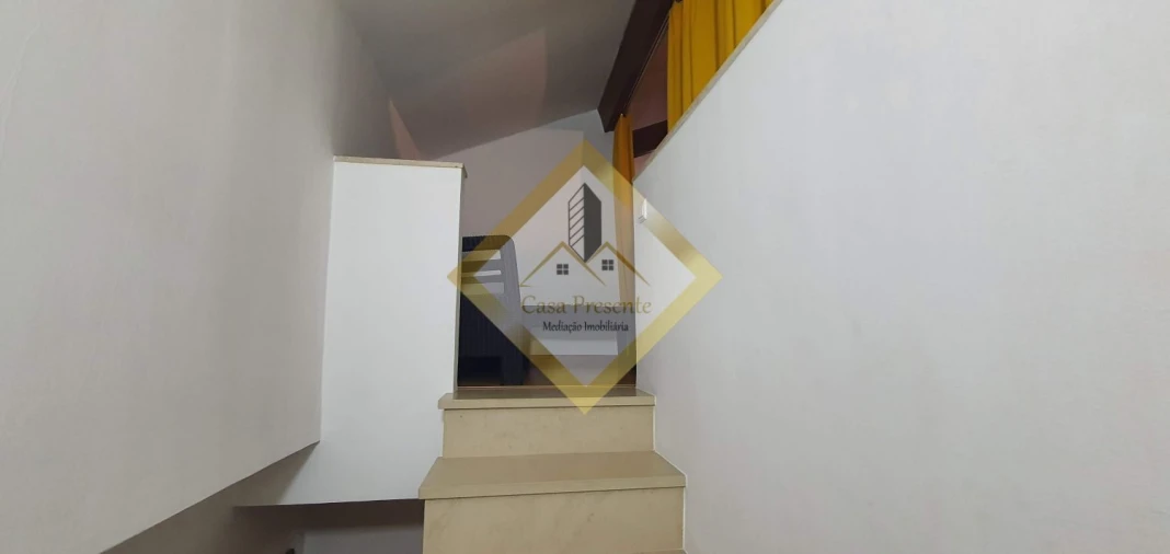 Apartamento T3 para Venda em Pedroso e Seixezelo Foto 8