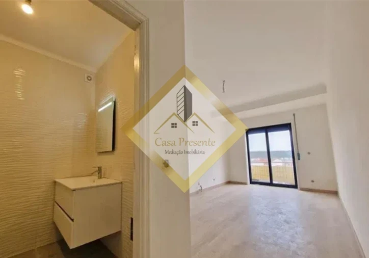 Apartamento T3 para Venda em Fiães Foto 10