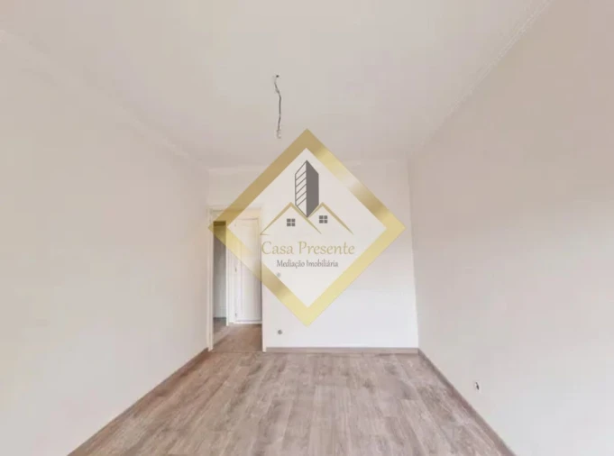 Apartamento T3 para Venda em Fiães Foto 6