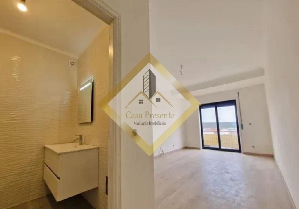 Apartamento T3 para Venda em Fiães Foto 10