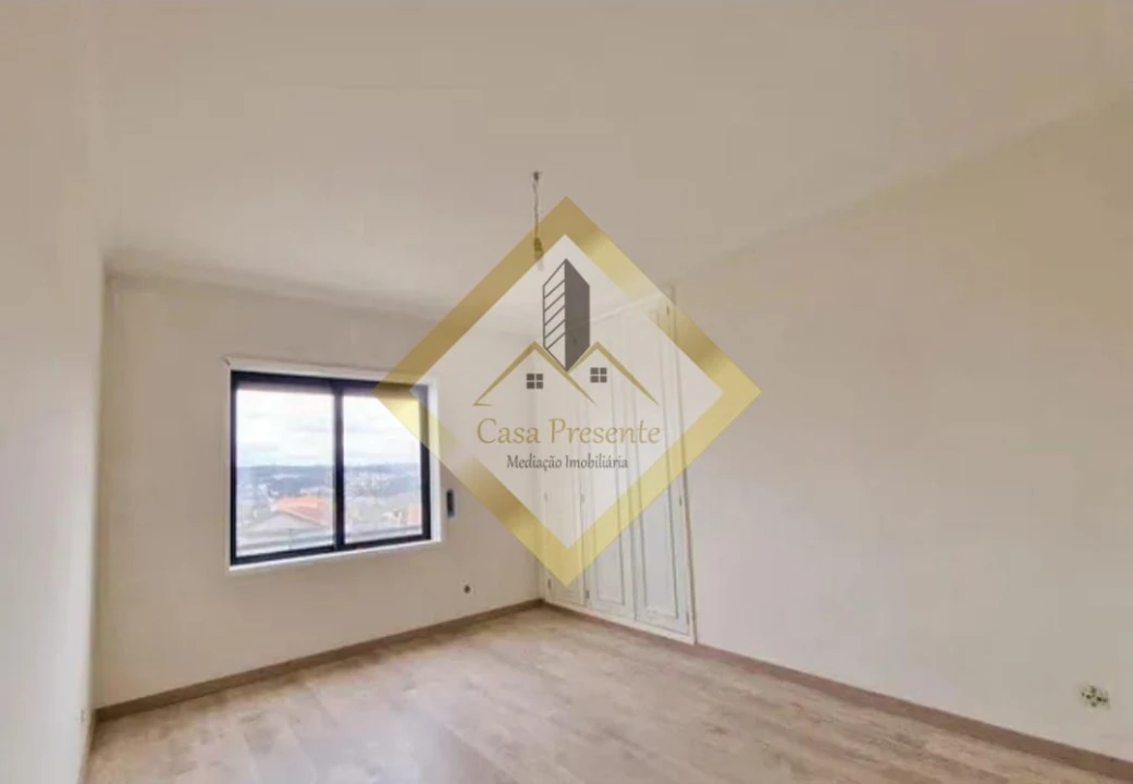 Apartamento T3 para Venda em Fiães Foto 12