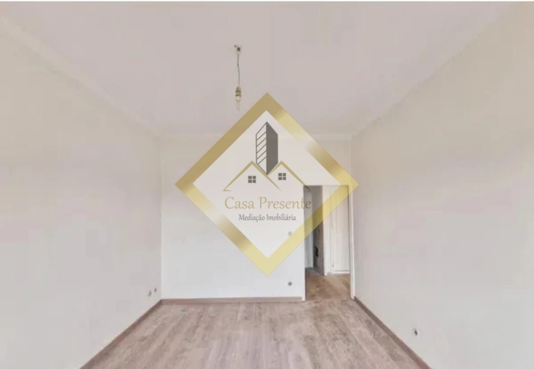 Apartamento T3 para Venda em Fiães Foto 11