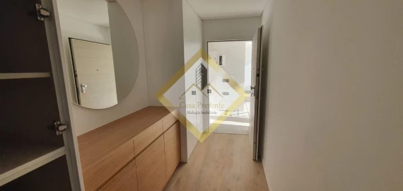 Apartamento T1 para Arrendamento em Mafamude e Vilar do Paraíso