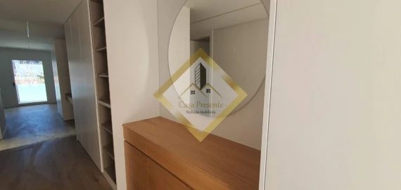 Apartamento T1 para Arrendamento em Mafamude e Vilar do Paraíso