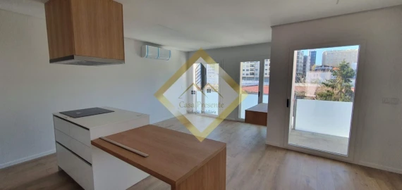 Apartamento T1 para Arrendamento em Mafamude e Vilar do Paraíso