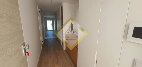 Apartamento T1 para Arrendamento em Mafamude e Vilar do Paraíso