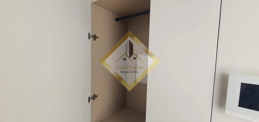 Apartamento T1 para Arrendamento em Mafamude e Vilar do Paraíso Foto 11