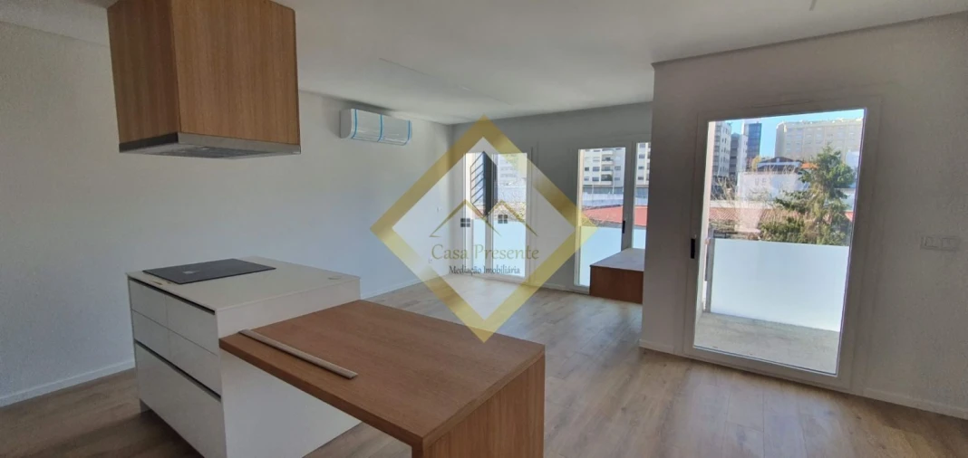 Apartamento T1 para Arrendamento em Mafamude e Vilar do Paraíso Foto 3