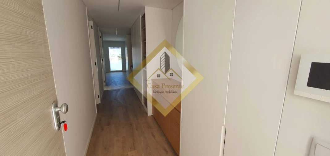 Apartamento T1 para Arrendamento em Mafamude e Vilar do Paraíso Foto 9