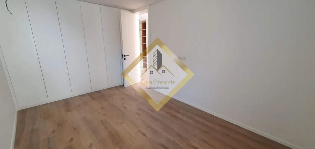 Apartamento T1 para Arrendamento em Mafamude e Vilar do Paraíso Foto 15