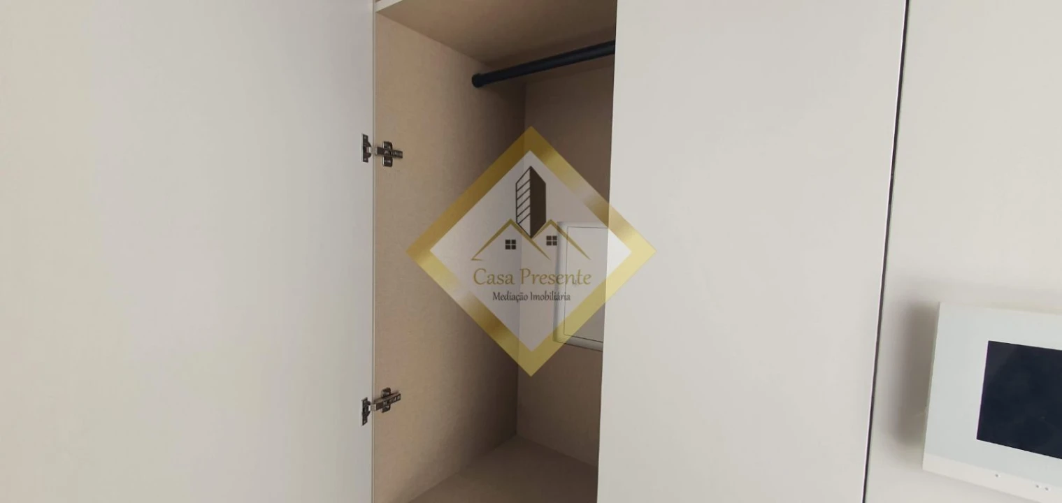 Apartamento T1 para Arrendamento em Mafamude e Vilar do Paraíso Foto 11