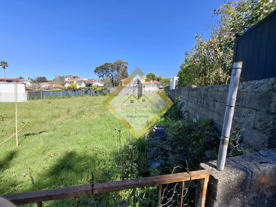 Terreno para Venda em Pedroso e Seixezelo Foto 3