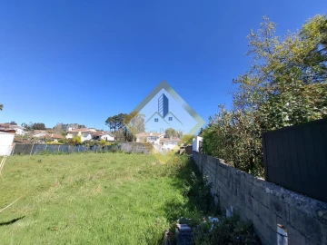 Terreno para Venda em Pedroso e Seixezelo