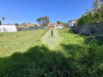 Terreno para Venda em Pedroso e Seixezelo