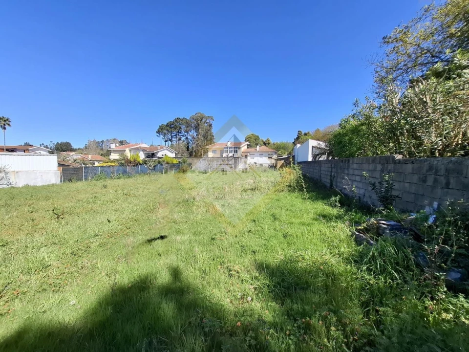 Terreno para Venda em Pedroso e Seixezelo Foto 2