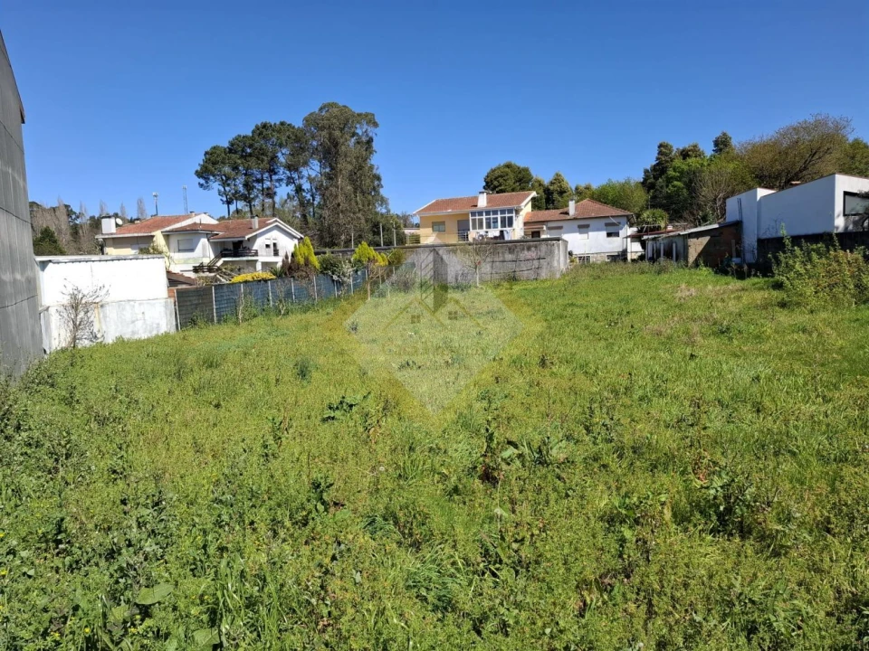 Terreno para Venda em Pedroso e Seixezelo Foto 18
