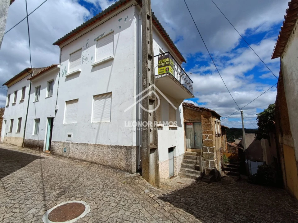 Moradia T3 para Venda em São Vicente da Beira Foto 36