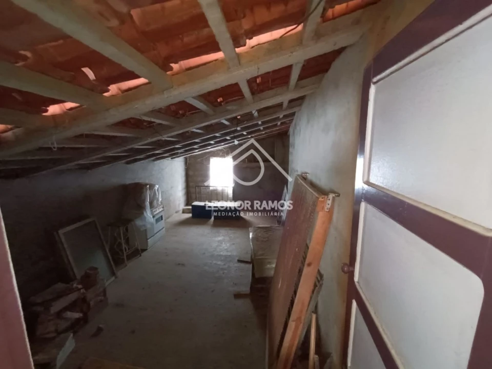 Moradia T3 para Venda em São Vicente da Beira Foto 9