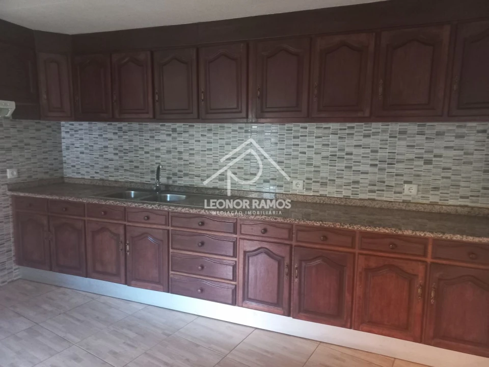 Moradia T4 para Venda em Lardosa Foto 7