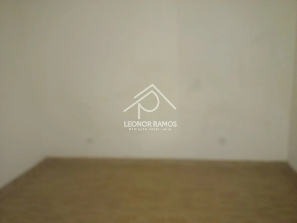 Moradia T4 para Venda em Lardosa Foto 3