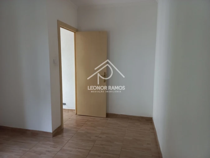 Moradia T4 para Venda em Lardosa Foto 18