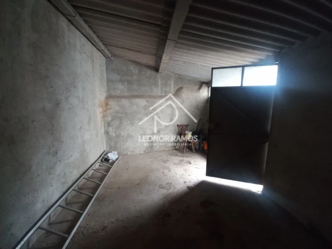 Moradia T4 para Venda em Lardosa Foto 39