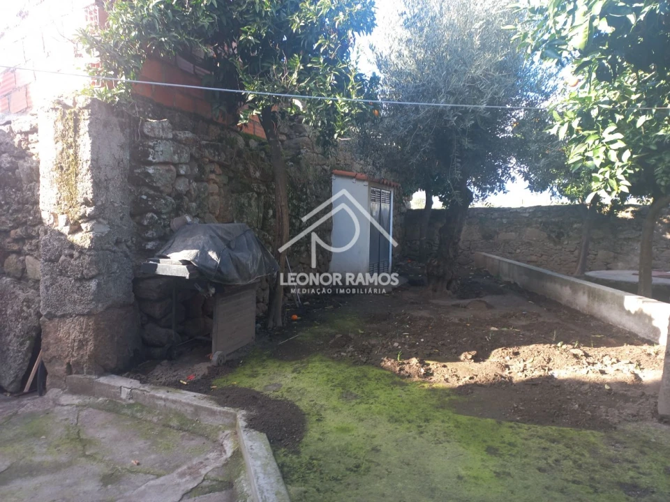 Moradia T4 para Venda em Lardosa Foto 11