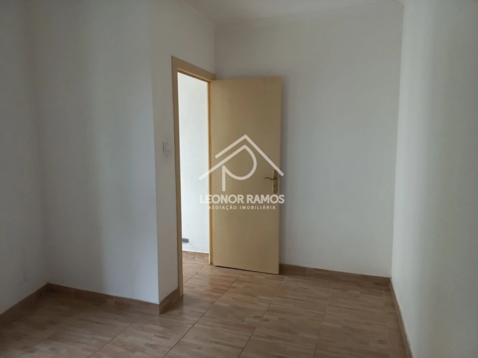 Moradia T4 para Venda em Lardosa Foto 17