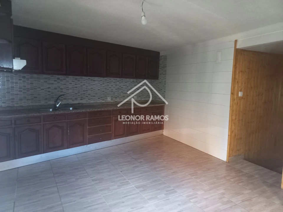 Moradia T4 para Venda em Lardosa Foto 9