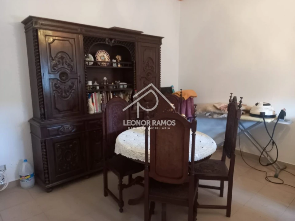 Moradia T6 para Venda em Sobreira Formosa e Alvito da Beira Foto 2