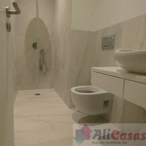 Apartamento T3 para Venda em Cedofeita, Santo Ildefonso, Sé, Miragaia, São Nicolau e Vitória Foto 17