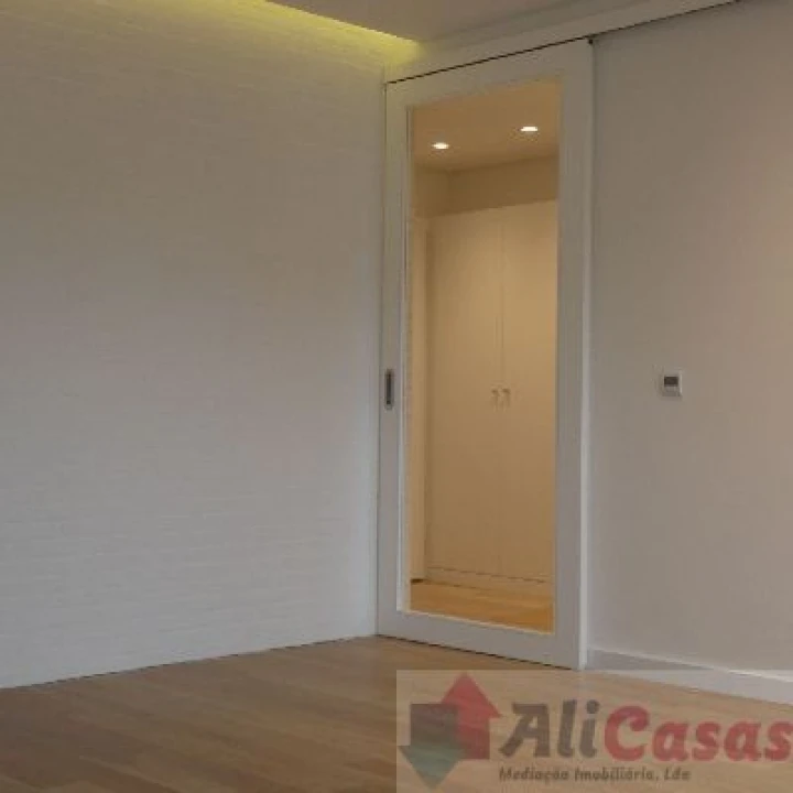 Apartamento T3 para Venda em Cedofeita, Santo Ildefonso, Sé, Miragaia, São Nicolau e Vitória Foto 14