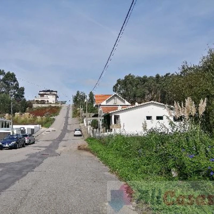 Terreno para Venda em Escapães Foto 5