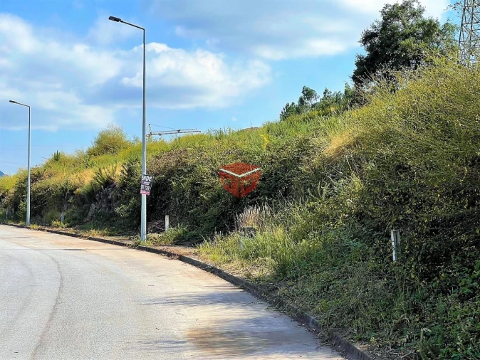 Terreno para Venda em Povoa de Lanhoso (N. Senhora do Amparo) Foto 2
