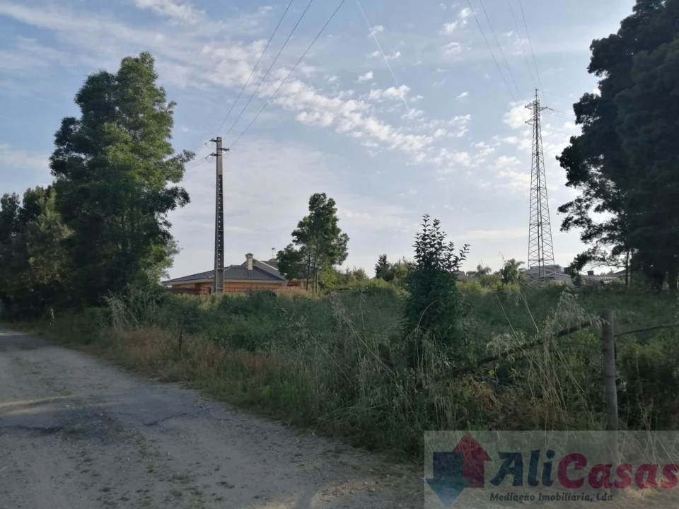 Terreno para Venda em Esmoriz Foto 1