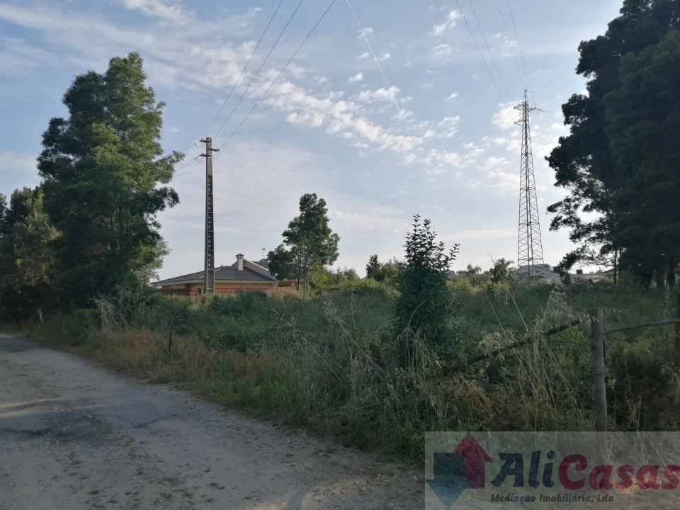 Terreno para Venda em Esmoriz Foto 2