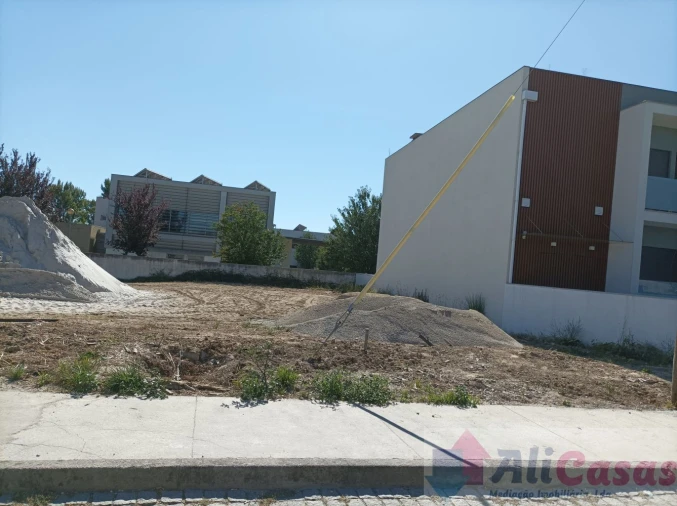 Terreno para Venda em Vila Nova da Telha Foto 1