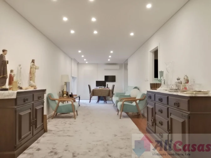 Apartamento T2 para Venda em Esmoriz Foto 1