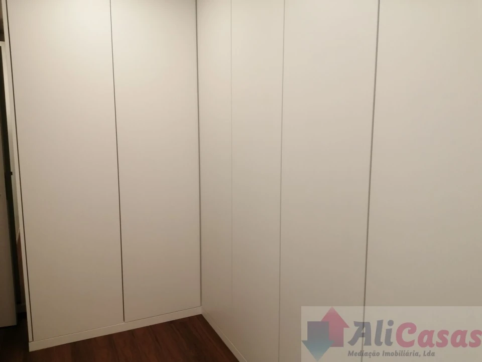 Apartamento T2 para Venda em Esmoriz Foto 21