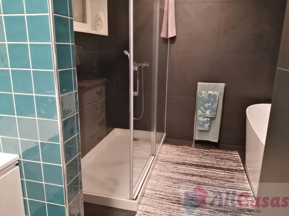 Apartamento T2 para Venda em Esmoriz Foto 12