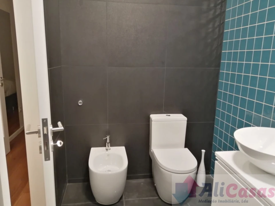 Apartamento T2 para Venda em Esmoriz Foto 11