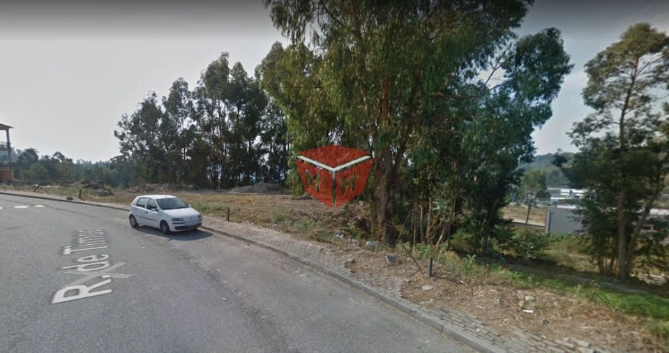Terreno para Venda em Povoa de Lanhoso (N. Senhora do Amparo) Foto 1
