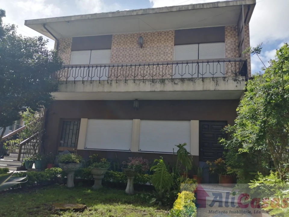 Moradia T3 para Venda em Coronado (São Romão e São Mamede) Foto 1