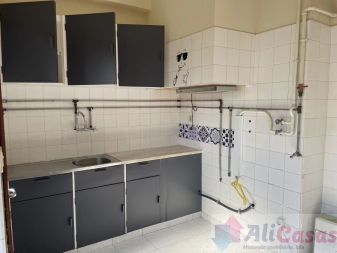 Apartamento T3 para Venda em Paços de Brandão Foto 7