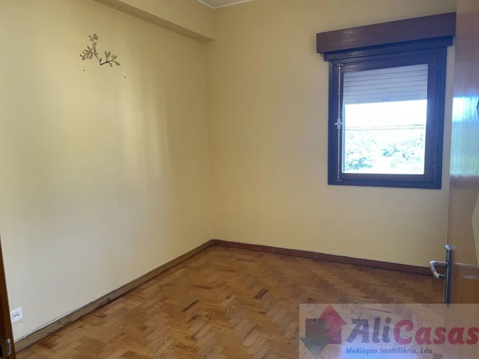 Apartamento T3 para Venda em Paços de Brandão Foto 15