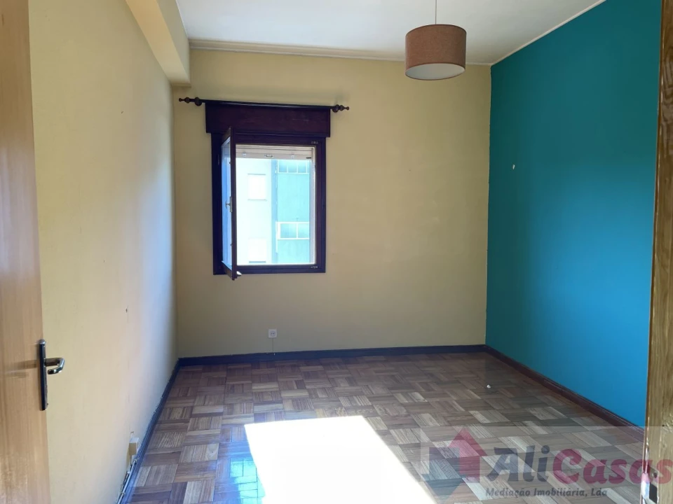 Apartamento T3 para Venda em Paços de Brandão Foto 23