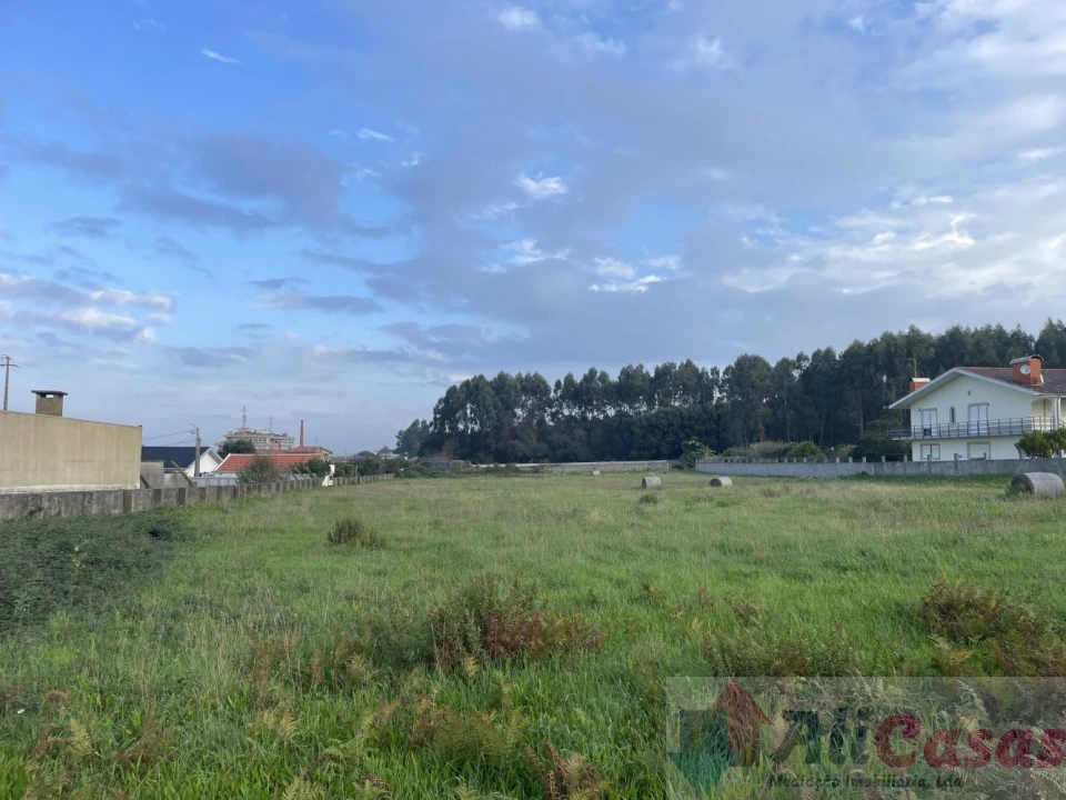 Terreno para Venda em Esmoriz Foto 12